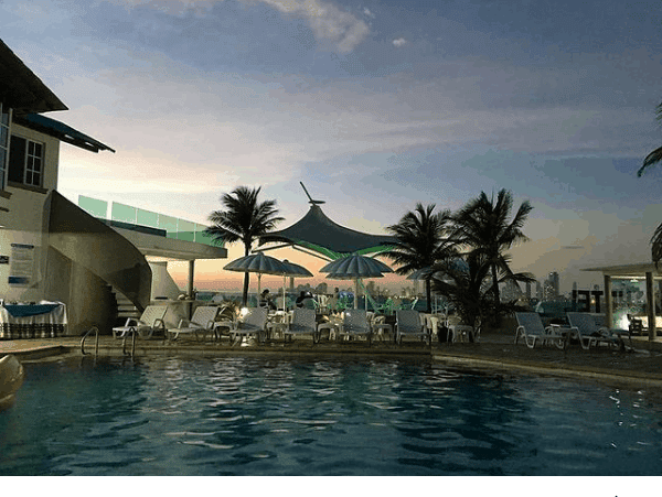 hotel tropical inn en tierra bomba