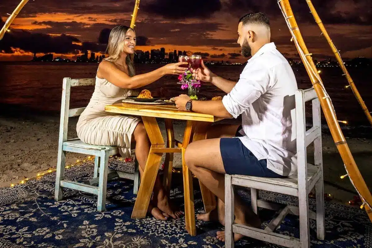 Cena en la Playa en Fénix Beach - Image 3