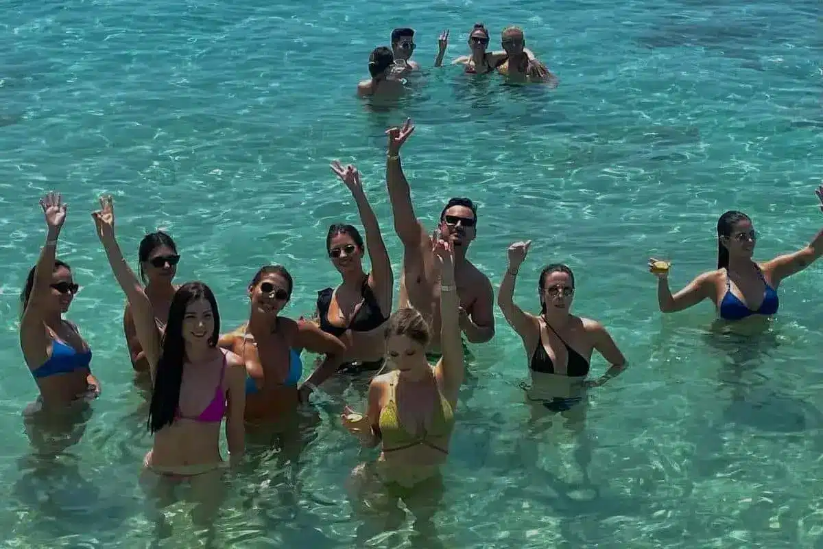 Dharma Beach Club - Image 6