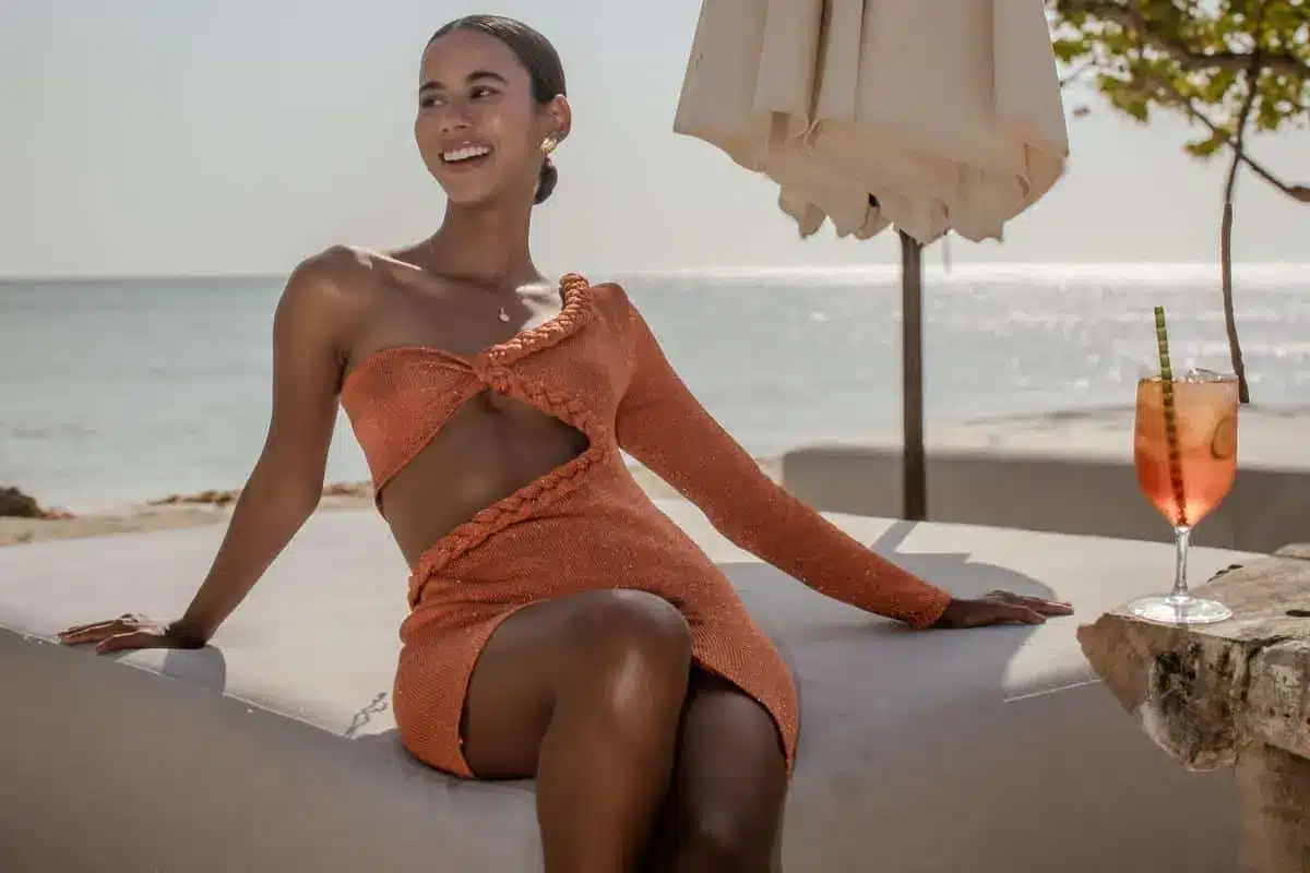 Sabai Beach Club - Image 3