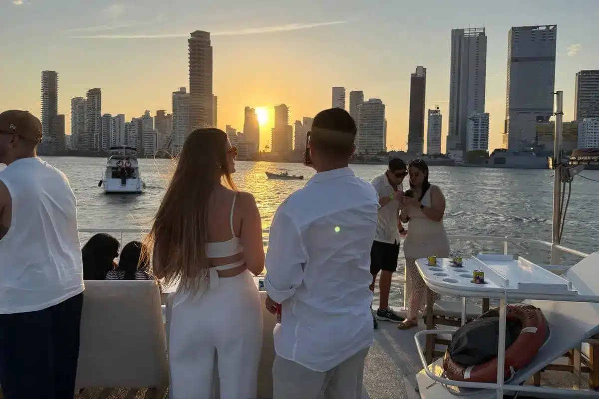 Atardecer Catamaran San Juan - Image 7